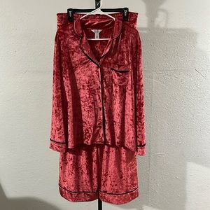 Women’s pajama set